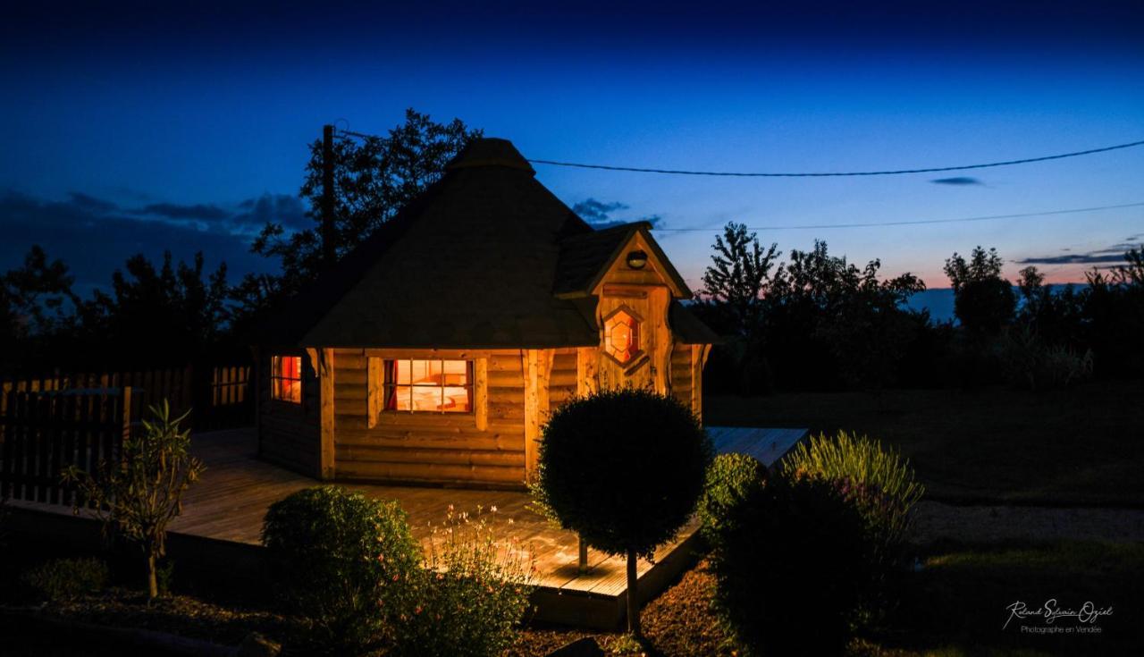 Bed and Breakfast Domaine De La Courillere Le Boupere Экстерьер фото