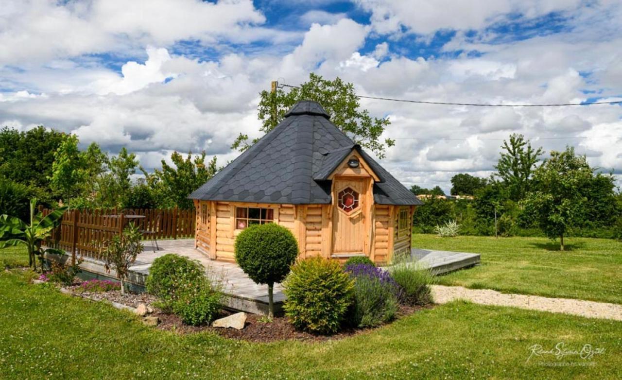 Bed and Breakfast Domaine De La Courillere Le Boupere Экстерьер фото